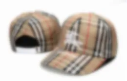 Klasik yüksek kaliteli sokak topu kapaklar moda beyzbol şapkaları erkekler kadın lüks spor tasarımcısı Burberr kapakları 19 renk ileri casquette ayarlanabilir şapka b-14