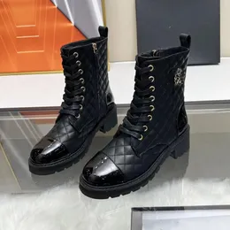 2022 Luxury Design Channel Boots Elegant ASnd Perfect Cool Girl in Autumn Winter Alphabet Anti -Wrinkle Fashion Leisure Boots 23.10