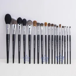 Strumenti per il trucco Pennelli per trucco Set 18 pezzi Fondotinta in polvere Crema Fard Contorno Correttore Pennello per trucco Make Up Ombretto Eyeliner Pennello per sopracciglia 231020