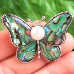 Charms Women Brooch For Luxury Clothing Animals Butterfly Pearl Abalone Shell Lapel Pin Korean Fashion Specific Design Accessories