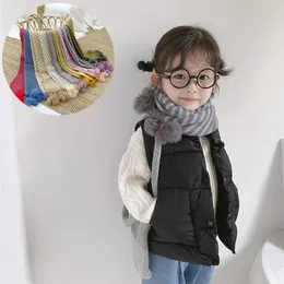 Lenços outono e inverno versão coreana do ins xale bib imitação cashmere listra pendurado bola meninos e meninas lã bola cachecol 231021