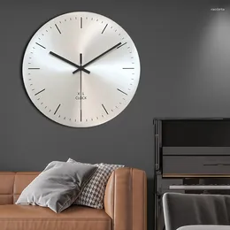 Relógios de parede Nordic Metal Relógio Silencioso Design Criativo Quarto Prata Números Mecânicos Orologio Da Parete Cozinha Decoração