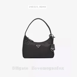 Borsa da donna Hobo Underarm Bag Re-Edition 2000 in nylon riciclato Borse alla moda Borse a tracolla Nero Codice articolo: 1NE515_RDH0