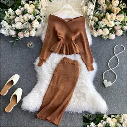 Frühling Herbst Weibliche Shiny Stricken Kleid Sets Lurex Rüschen Lange Ärmel Wolle Warme Pullover Gestrickte Zwei Stücke Set Frauen Drop liefern