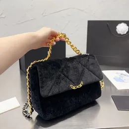 2023 Velvet Series Women's Designer Flip Bag Metal handle Gold Hardware Flip fur material Mattilas Chain 26 cm 5 color straddle shoulder handbag purse