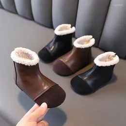 Stivali da neve per bambini carini 2023 inverno da ragazza scarpe da principessa corte ispessite in pelle scamosciata solida colore marrone nero