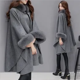 Women's Wool Blends Winter Woolen Collar Poncho Jacket for Women Elegant Batwing Fluffy Sleeve Cloak Shawl Coat Fashion Long Cape Outwear Overcoat 231020