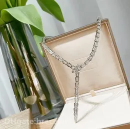 Moda luksusowy projektant wisiorek Naszyjniki Pełny cyrkon wąż węża okrągły choker dla kobiet marka naszyjnik biżuteria miłośnicy ślubu prezent z pudełkiem
