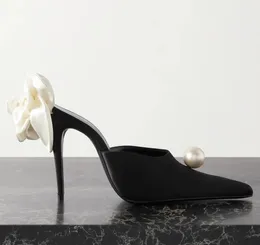Italy Design MagdasButrym Sandalen Schuhe Damen Spitze Zehen 3D-Blume Kunstperlen verziert Satin Pantoletten Braut Hochzeit Elegant Walking35-42