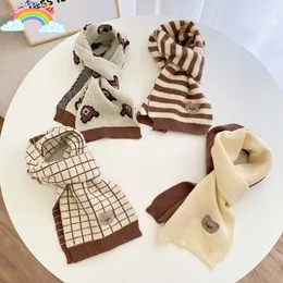 Schals INS Korean Herbst und Winter Warme Kinder Schal Nette Gestreifte Karierte Bär Gestrickte Schal Mädchen Jungen Warme Wolle Schal hals 231021