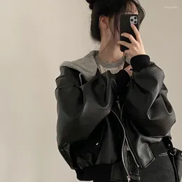 女性の革の女性レトロPUジャケットシックルーズバイクファッションフェイクコートエレガントなカジュアル秋の韓国の短いジッパーポケット