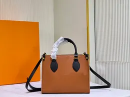 Modedesigner-Handtasche. Umhängetasche mit viel Platz und Innentasche bietet Platz für den täglichen Bedarf