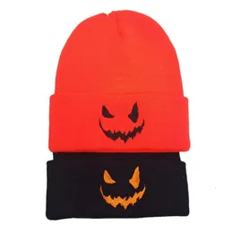 Halloweenowe czapki są zabawne i urocze dla dzieci i dorosłych śmieszne dynia Lantern haft haftowy kapelusz męski i damski halloweenowy kreskówka Woolen Hat Street Pullover Hat