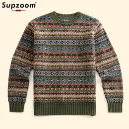 Herrtröjor Supzoom England Style Ankomst Autumn och vinter tjocka tröjor O-Neck geometriska vintage toppmode casual tröja män 231021