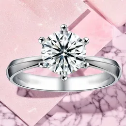 Mo Sang Stone Diamond Ring Proposal男性と女性のカップルリングのための小さなダイヤモンドの贅沢リング