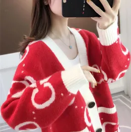 Yeni Kadın Sweaters Bahar Sonbahar Gevşek Güçlü Örgü Hardigan Sweater Kadın Tasarımcı Sweaters K16