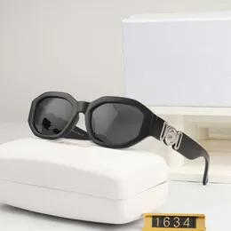 Desginer Vercaces 2023 Fanjia Nova Cabeça Moda Óculos de Sol Resistente a UV Estilo Ins Advanced Sense Sunglasses 4361