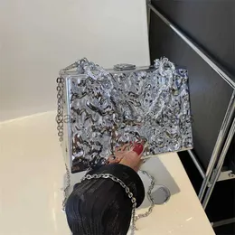 Çapraz Vücut Kadın Gümüş Kutu Çanta Çapraz Vücut Bag 2023 Yeni Metal ve Tasarım Kadın Partisi Kulübü Çantası Ekşi Kane Cüzdan ve Bagcatlin_fashion_Bags