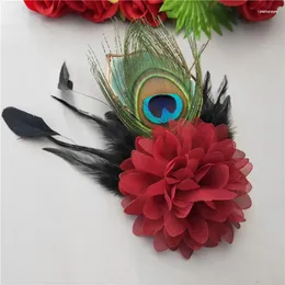 Brooches Handmade Elegant Flower Feather Designer Brooch Pin Luxury For Women Wedding Suit Jewelry Accessories Banquet Corsage Gift