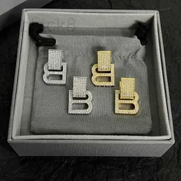 Charm designer högkvalitativ tung industri Ljus lyxpersonlighetsbrev BB Fashion Gold Plated Diamond Square örhängen örhängen örhängen för kvinnor VL4R