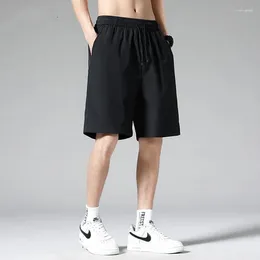 Shorts masculinos masculinos malha de seda gelo elástico verão solto calças de secagem rápida fina praia esportes plus size 5xl preto curto