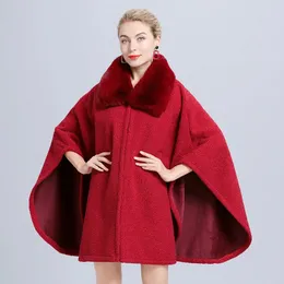 Damskie damskie kurtki dla kobiet Wysokiej jakości kobiety zimowa kurtka odzieżowa Faux Fur Cloak Plus Size Aline Woolen Solid Poncho Office Dani's Warm's Capes 231023