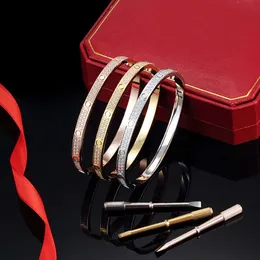 De luxe armband rostfritt stål charmskruv kärlek manschett armband 2 linjer full diamanter armband