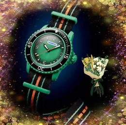 Luksusowe męskie zegarki Womens Automatyczny ruch mechaniczny Zegar Moda Data Nylon Pasp Kwarc Ruch igła Sapphire Soczewka głębokie wodoodporne prezenty zegarków