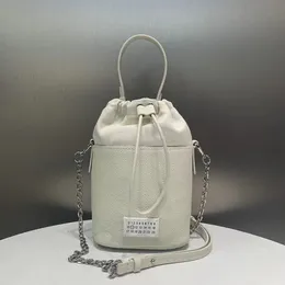 Maaaon Margaala Bucket Bag Leather Crossbody Bag Armpitバッグ本革ショルダーバッグモデル6321サイズ23cm高品質の女性のミニ