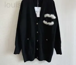 Giacche da donna firmate Chan 2023 nuova giacca da donna maglione cardigan in maglia stile lungo cappotto per il tempo libero compleanno regalo di Natale MVDB