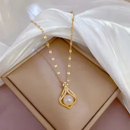 Netizen with the same high-end feeling light luxury water drop mermaid micro inlaid genuine gold necklace female transport temperament clavicle chain pendant