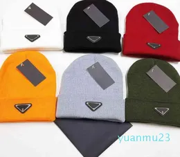 top Luxury beanies Hight quality men and women Wool knitted hat classical sports skull caps womens High end casual gorros