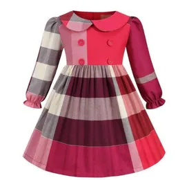 2024Baby Girls Dress Kids Designer Abbigliamento Bavero College Wind Bowknot Manica corta Plissettata Polo Gonna Bambini Abbigliamento casual per bambini