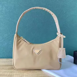 2023 Qualidade Designer Hobo Bolsa de Ombro para Mulheres Mensageiro Promoção Pacote de Peito Lady Tote Chains Bolsas Presbiópicas Bolsa YT551