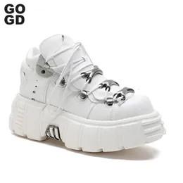 Ботинки GOGD, брендовая модная женская обувь на платформе с металлическими украшениями, туфли-лодочки в готическом стиле в стиле панк, мотоцикл Y2k, косплей 231023