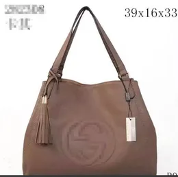 2023 Klassiska designers axelväskor mode kvinnor klassisk klaffkedja crossbody plånbok totes handväska koppling damer handväska af0b