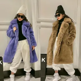 Moda Grandi ragazze cappotto in pelliccia sintetica vecchi bambini risvolto in peluche lungo outwear inverno bambini addensare caldo cappotto casual Z4880