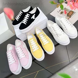 Designer Fashion Luxury Celins Shoes Classic Color Matching Simple Casual Low Platform Canvas Shoes Mens Womens Outdoor Running Shoes Zapatos Basketball Shoes