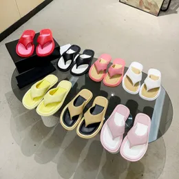 1--plataforma feminina praia ao ar livre couro flip flop sandálias planas estilo havaí sandália para praia de verão, deslizamento leve casual