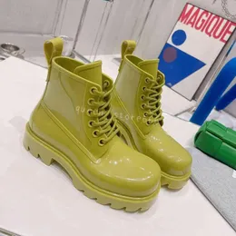 Tasarımcı Moda Erkek Kadın Botlar Step Lace-Up Boot Candy Renk Eşleşen Kauçuk Çıkan Kalın Alt Sonbahar ve Kış Yağmur Botları Boyut 35-44