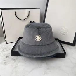 Men Designers Bucket Hats Fashion Luxury Grey Fisherman Hat Women Casual Warm Cashmere Caps Unisex Trendy Vintage Fluffy Sunhats