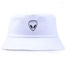 Berets Alien Muster Eimer Hut Baumwolle Cartoons Stickerei Sommer Becken Panama Flache Kappen Mode Lässig Outdoor Angeln Hüte