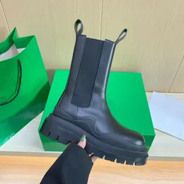 Kış Martin Designer Boots Kalın Sole Buzağı Önyükleme Orijinal Deri Kadınlar Erkek Motosiklet Ayakkabıları Siyah Dalga Platformu Giden Boyut 35-45