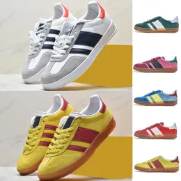 New Arrival Flat Casual Slippers Luxury Sports Sneakers Classic Running Shoes Slippers