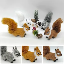 Dekorativa föremål Figurer Mini Simulation Squirrel Plush Animal Ornament Christmas Table Decorations Children Bilds Birthday Present Söt miniatyrer Craft 231023