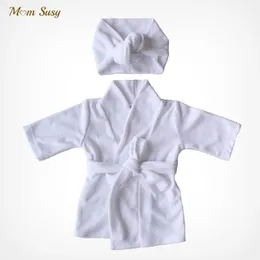 Handelsrockar födda Baby Boy Girl Robe Set 100% Cotton Towing Terry Infant Bathrobe Hooded Sleeprobe med Headwear Home Suit 0-2Y 231024