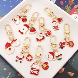Söta julnyckelringar för kvinnor män emalj Cartoon Santa Claus Xmas Hatts handskar Snowflake Keyrings Bag bil nyckel charms gåvor