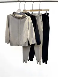 Pantaloni a due pezzi da donna Set sportivo per donna Felpa con lacci con colletto alla coreana o abito casual da jogging con gamba affusolata a forma di V 2023 Autunno