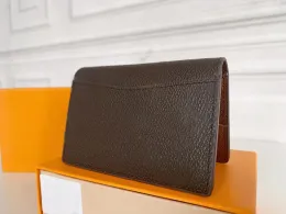 Luxury Leather Women's Purse High Quality Letter Multifunktionellt praktiskt kortklipp Zipper Zero plånbok