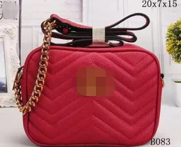 2023 Klassisk designer Luxury Handväskor äkta läder Kvinnors mångsidiga pendlare Messenger -väskor Party Make Up Shoulder Crossbody Bag Lady AG003